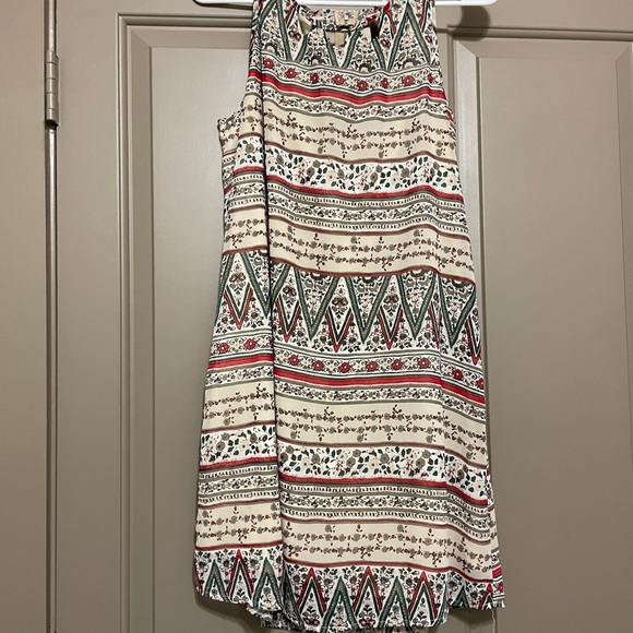 Patterned dress - Picture 4 of 4